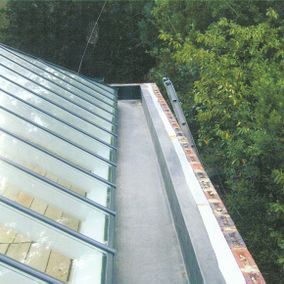 dpmsingleplyroofingliphook