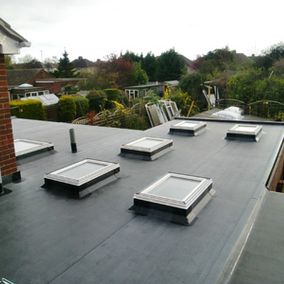 dpmsingleplyroofingliphook