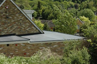 dpmsingleplyroofingliphook